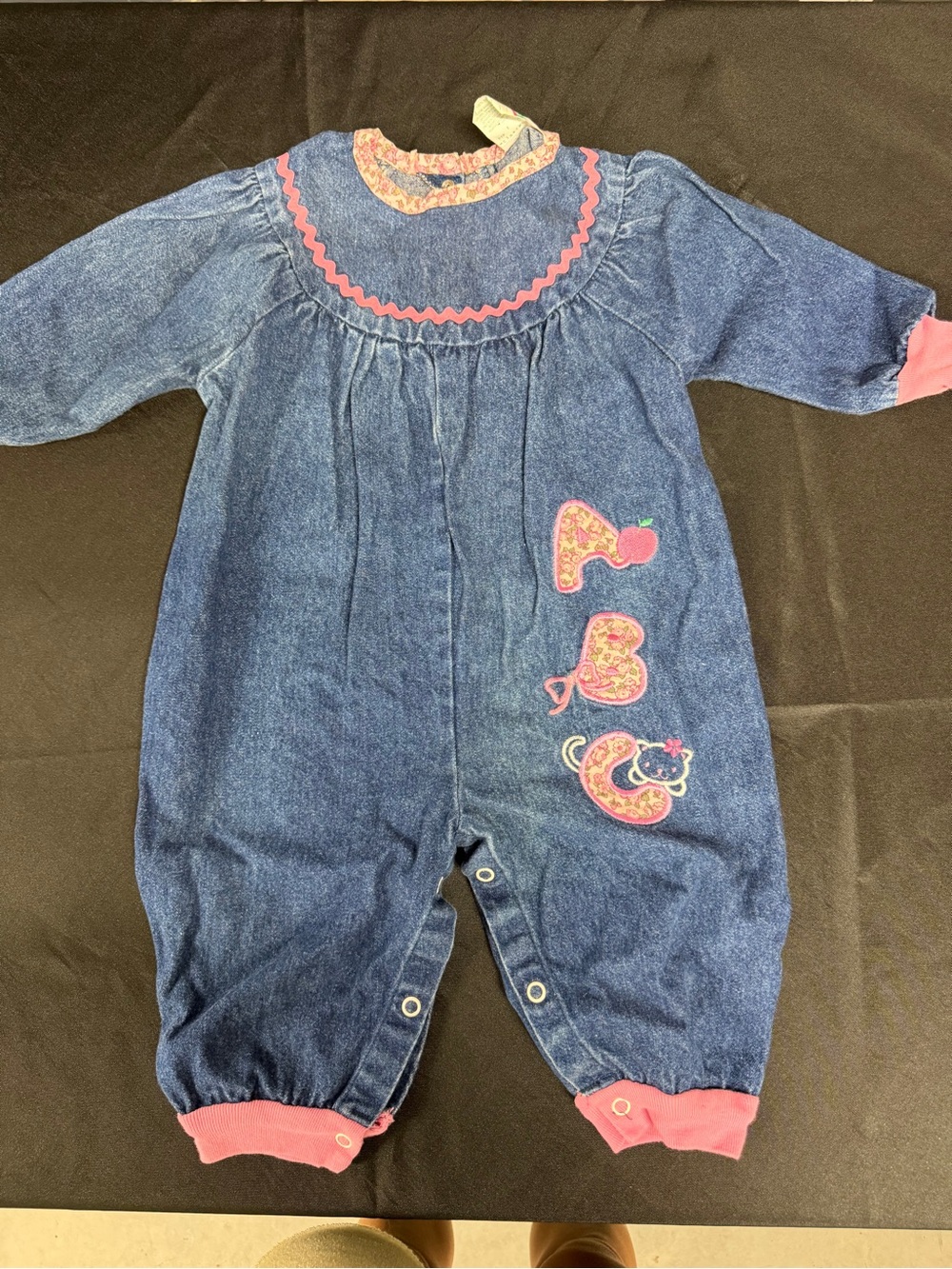Vintage 80s/90s Healthtex Baby Girl Denim Bubble Romper 🩷